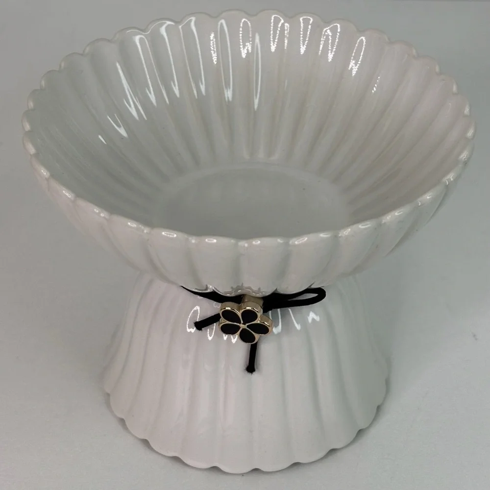 Dexypaws: Elevated Ceramic Bowl For Cats - White & Black Flower 8.45oz Capacity